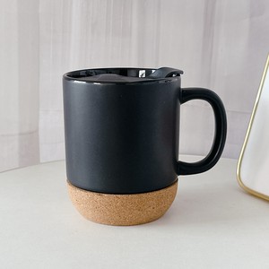 Stile americano 400Ml casa Base di sughero opaca tazze in ceramica con coperchio a prova di fuoriuscita - Product Image 4