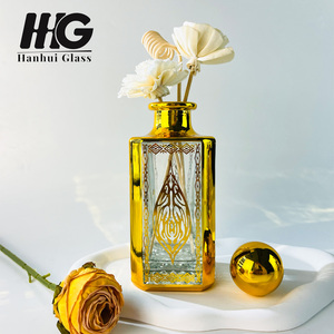 Bouteille <span class=keywords><strong>de</strong></span> parfum en verre <span class=keywords><strong>de</strong></span> luxe en gros avec applicateur à bille, format 3ml, 6ml, 12ml, pour le Moyen-Orient, avec boîte et carton. - Product Image 1