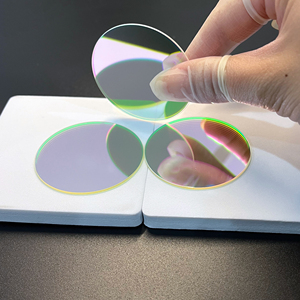 Filtro ottico passa-banda Ultra-stretto CWL580nm FWHM 10nm per citometria <span class=keywords><strong>a</strong></span> <span class=keywords><strong>flusso</strong></span> - Product Image 1