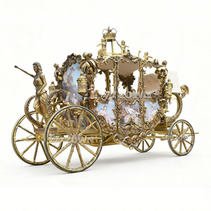 Carroza de caballos dorada tallada a mano de estilo europeo vintage ZOWN para exhibición en museos y utilería para rodajes de películas - Product Image 1