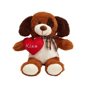 Regalos de animales de peluche suaves para el Día de la madre feliz algodón PP relleno de corazón rojo para celebraciones de cumpleaños - Product Image 1