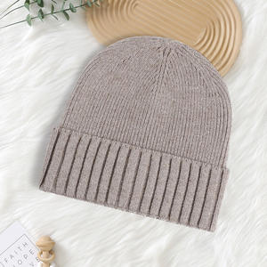 Van <span class=keywords><strong>Sally</strong></span>. Nuevo gorro de punto con forro térmico cortavientos para exteriores, otoño-invierno, con logotipo personalizado, diseño clásico con ribete y protección facial pequeña. - Product Image 4