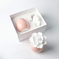 Diffuseur de parfum d'ambiance en céramique pour la maison, avec fleur en porcelaine, pour huiles essentielles et gypse aromatique, vente en gros