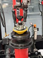 High-end 28" Automatic Non-Touch Tyre Changer with Multi-Assist Arms & Tire Lifter, No Scratch Swing Arm Machine