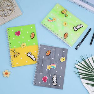 Quaderno con Copertina Sfumata Arcobaleno e Cuore Traforato, Carta Spessa per Scrittura e Journaling, Prezzo di Fabbrica - Product Image 1