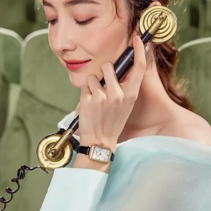 Reloj de Pulsera para Mujer con Esfera Giratoria de Madreperla, Caja Cuadrada, Resistente al Agua - Product Image 6