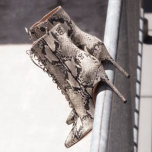 Sexy Scarpe A Punta Lace Up <span class=keywords><strong>Tacco</strong></span> <span class=keywords><strong>Alto</strong></span> Serpente di Stampa Della Caviglia <span class=keywords><strong>Stivali</strong></span> Per Le Donne - Product Image 3
