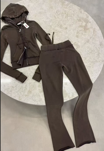 ชุดเซ็ตสองชิ้นลำลอง เสื้อคาร์ดิแกนแขนยาวแบบมีซิป รุ่น 6500 Splicing Strap พร้อมกางเกงขายาวทรงบานเล็กน้อย - Product Image 4