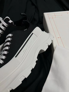 Trendy Thick Sole Platform Canvas Shoes Luxury Designer Style Low Top Sneakers Breathable Casual Height Increasing Walking Shoes - Product Image 4