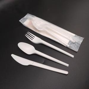 Nhà Máy giá bán buôn Logo 5 6 7 8 inch PLA dao muỗng nĩa phân hủy sinh học dùng một lần thiết lập dao kéo với khăn ăn - Product Image 1