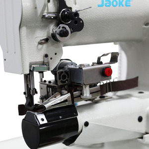 Machine à coudre industrielle de haute précision pour la construction de cuir et de bagages - Product Image 3
