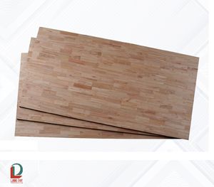 Planche stratifiée en sapelli du Vietnam, double face, usage intérieur, avec finition droite, qualité supérieure, en vente - Product Image 1