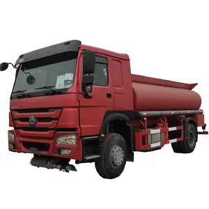 Buy Oil Tanker Truck Waste Oil Tanker Sinotruk Howo 4*2 Oil Tank Truck With 1000l