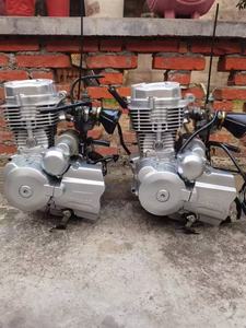 Motocicletta Haojue 125cc Usata, Colore Argento, con Accensione CDI, Motore a 4 Tempi Raffreddato ad Aria - Product Image 4