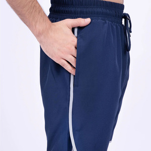 Shorts de sport décontractés pour hommes, légers, de bonne qualité, respirants, confortables, en gros, pour un usage quotidien - Product Image 2