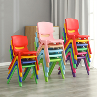 Chaises d'enfants colorées, durables, modernes, portables, empilables, avec bandes antidérapantes, bords arrondis, écologiques, pour chambre et école