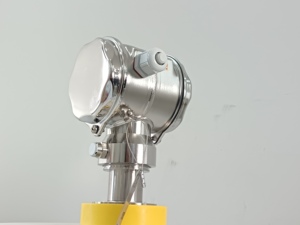 Capteur de niveau Endress+Hauser Deltapilot FMB70 FMB70-ABR1M12TRCBA pour la mesure de niveau en applications industrielles et en applications maritimes - Product Image 6