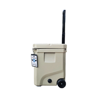 Glacière dure Portable Rotomolded 35L avec roues glacière à roues à isolation thermique pour canettes de vin