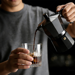 Cafetière Moka électrique Tenrey Classic Style italienne, en aluminium noir, pour 2/3/6/9/12 tasses, compatible avec les cuisinières électriques. - Product Image 3