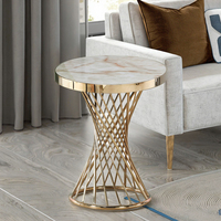 Table basse moderne simple plaquée or avec design de taille torsadée, petite table d'appoint pour salon de manucure, meuble en acrylique