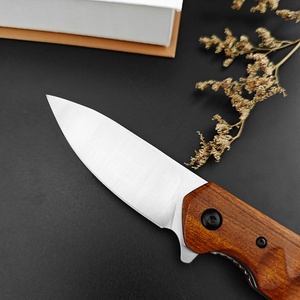 Cuchillo Plegable D159 de Sándalo para Supervivencia al Aire Libre, Acero D2 de 3.19 Pulgadas, para Camping y Senderismo, OEM DIY con Mango de Sándalo - Product Image 3
