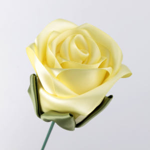 Roses artificielles en ruban, de jolies fleurs, pour décoration de mariage - Product Image 2