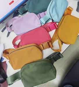 Individuell Bestickte Wasserdichte Nylon-Umhängetasche mit Reißverschluss, Unisex Laufgürtel, Sport-Brusttasche für Frauen, Alltagstasche - Product Image 5