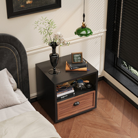 Meja Nakas Baja dengan Laci Motif Kayu, Meja Samping Tempat Tidur Sederhana Modern, Furnitur Penyimpanan Kamar Tidur