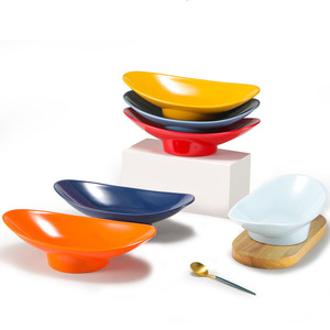 OEM ترحيب صحن على شكل صحن أبيض ميلامين - Product Image 1