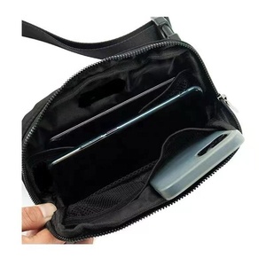 Riñonera <span class=keywords><strong>pequeña</strong></span> Unisex de alta calidad de fábrica BSCI, riñonera Lulu en todas partes, riñonera de nailon con logotipo personalizado para hombres y mujeres - Product Image 3