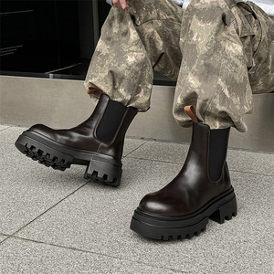XINZI RAIN <span class=keywords><strong>Bottines</strong></span> à double plateforme en cuir PU noir Bottes <span class=keywords><strong>Chelsea</strong></span> à semelle épaisse à enfiler pour hommes, vente en gros - Product Image 4