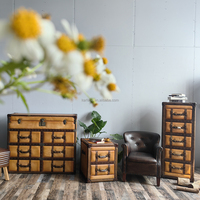Armoire latérale de style rétro américain en cuir de vachette de luxe d'inspiration américaine, personnalisable, avec 5 tiroirs et compartiments