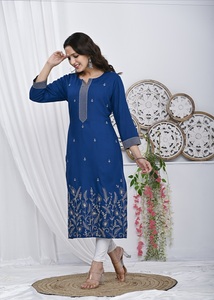 Thiết Kế Cotton-Voan Rayon Thêu Làm Việc Mùa Hè Ăn Mặc Hàng Đầu V Cổ Ren Lụa Màn Hình In Ấn Mô Hình Sọc Mùa Xuân Nút - Product Image 3