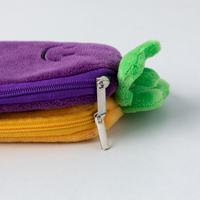 Porte-crayon végétal mignon portable et doux Trousse à crayons en peluche aubergine Pochette pour stylo carotte