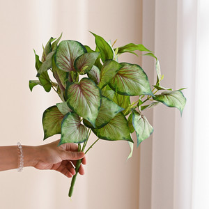 Ramas de Hojas de Manzana Artificiales, Decoraciones de Alambre de Plástico para Adornos Navideños - Product Image 2