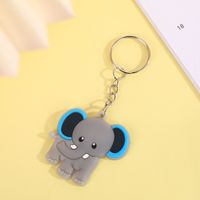 Porte-clés mignon en forme d'animal de dessin animé, pendentif en PVC, caoutchouc souple, petit cadeau pour clé de voiture et cadeau d'affaires