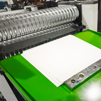Machine d'embossage de précision pour papier texturé en profondeur, pour l'impression de couvertures de livres