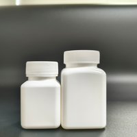 Les bouteilles de médicaments de différentes tailles peuvent être personnalisées avec une étanchéité et des joints élevés