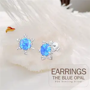 Hadiah perhiasan anting-anting kancing zircon Opal biru kepingan salju Natal perak murni 925 Hypoallergenic untuk wanita