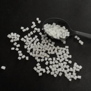 Moldeo por inyección de gránulos Pp Materia prima Fuerza de alto impacto PP Fábrica Partículas de moldeo de resina de polipropileno originales - Product Image 1