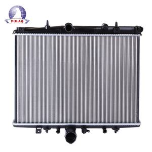 Radiadores de Aluminio al por Mayor para Automóviles Citroën C5 I / Peugeot 406 <span class=keywords><strong>407</strong></span>, Tanque de Radiador de Plástico 63705A 133063 1330A0 1330R1 96326044 - Product Image 1