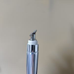 Brillo de <span class=keywords><strong>labios</strong></span> único <span class=keywords><strong>para</strong></span> realce de <span class=keywords><strong>labios</strong></span>, embalaje de inyección de <span class=keywords><strong>labios</strong></span> extremos, Etiqueta Privada - Product Image 3