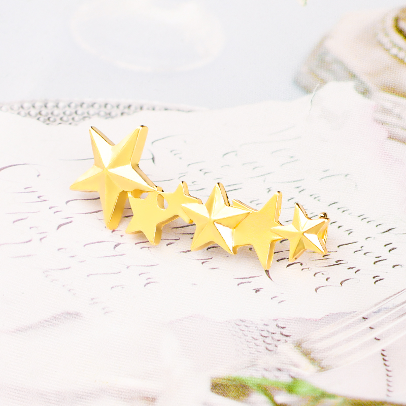 ดาวสีทอง