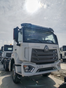 Mejore su Flota: Nueva Unidad <span class=keywords><strong>Tractora</strong></span> HOWO 7 de 371HP |   Configuración de 10 Ruedas |   Alto Torque y Fiabilidad - Product Image 2