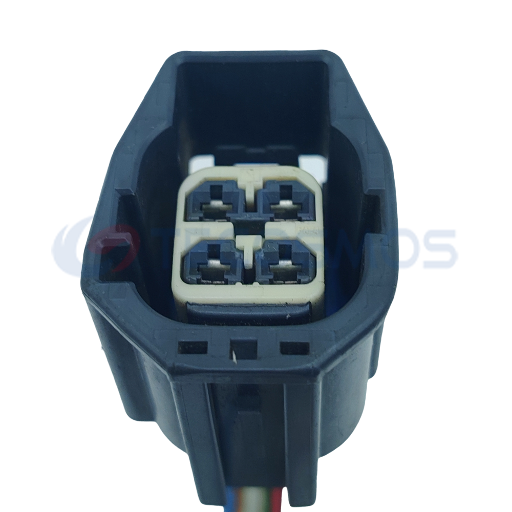 Automotive Waterproof Wiring Harness Connector Plug 4-pin Female 7283-5570-10 / ct4-0066m