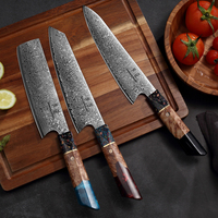 Couteau de chef droitier artisanal de 8 pouces à 67 couches, avec manche en bois et résine, en acier Damas japonais VG-10 Kiritsuke