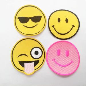 カスタマイズされた様々なスマイリーフェイスパッチDIY面白いスマイリースマイル幸せな黄色のフェイスパッチ - Product Image 2