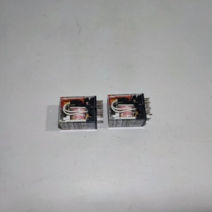 NUEVO Relé MY4IN-GS-R DC24, Enchufable, 14 pines, 4PDT, 6 A, Indicadores Mecánicos y LED, Botón de Prueba con Bloqueo, 24 VDC - Product Image 3