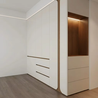 Armoire de rangement moderne en bois massif durable pour chambre à coucher, idéale pour l'hôtellerie