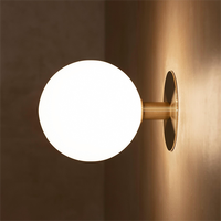 Lampe murale en verre sphérique minimaliste et créative pour hôtel, décoration intérieure nordique moderne, lampe murale LED bon marché